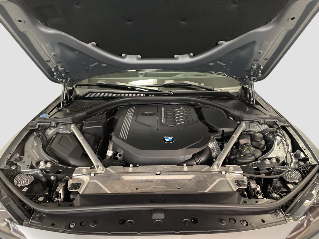 BMW M440
