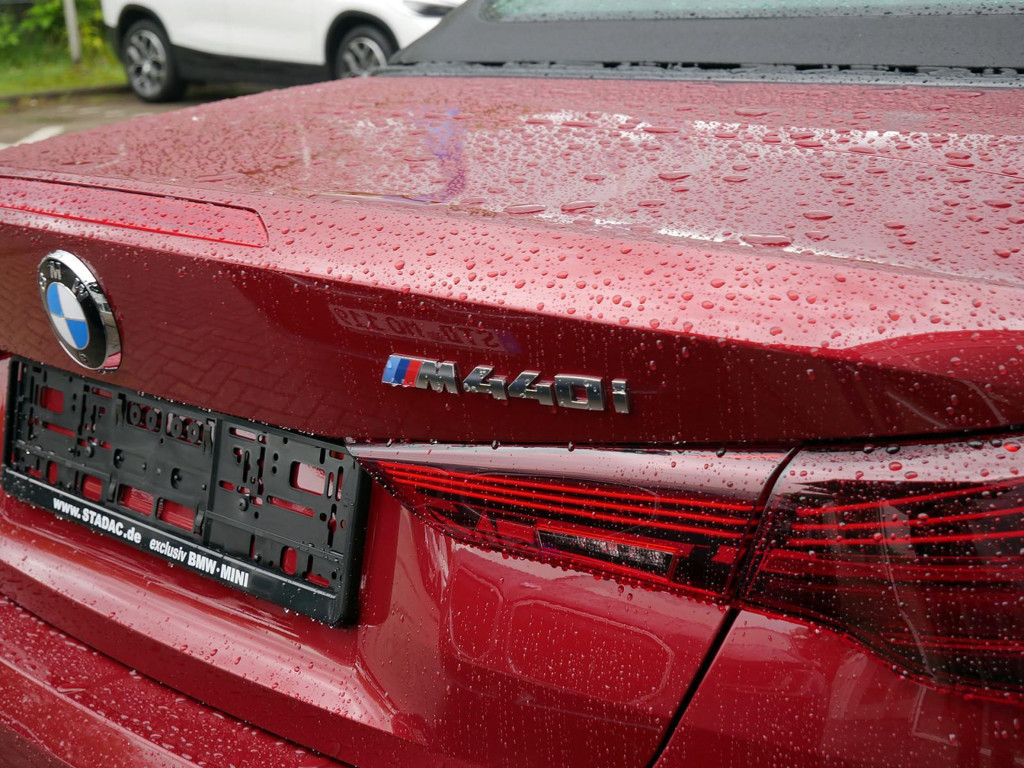 BMW M440