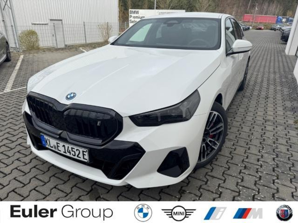 BMW i5