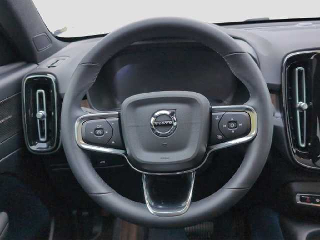 Volvo C40