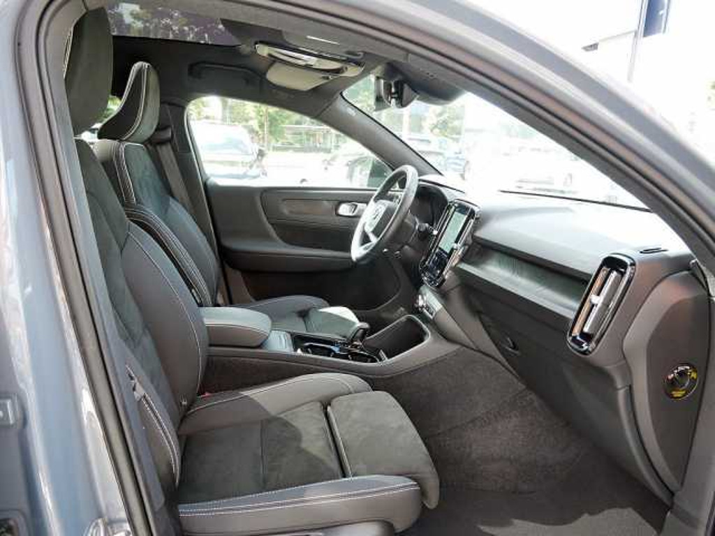 Volvo C40