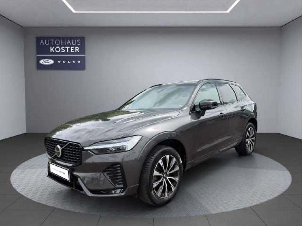 Volvo XC60 Plus Dark
