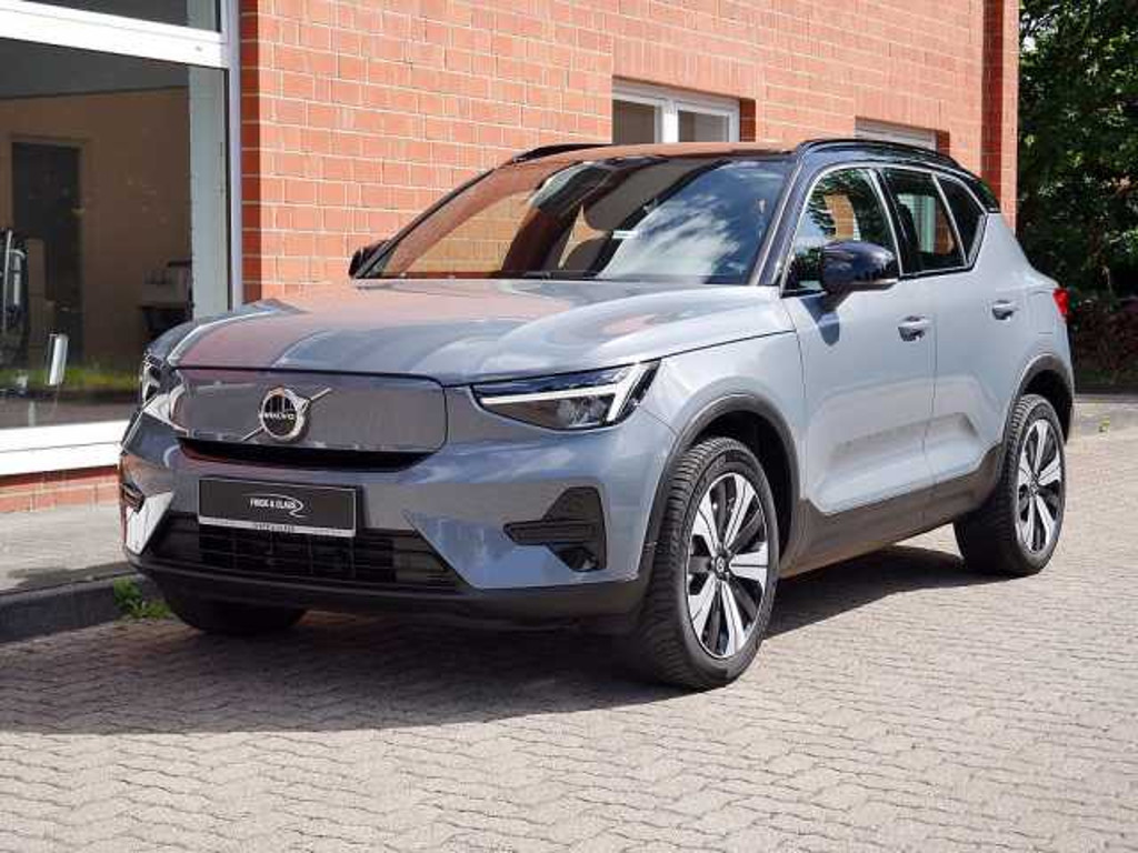 Volvo XC40 Plus