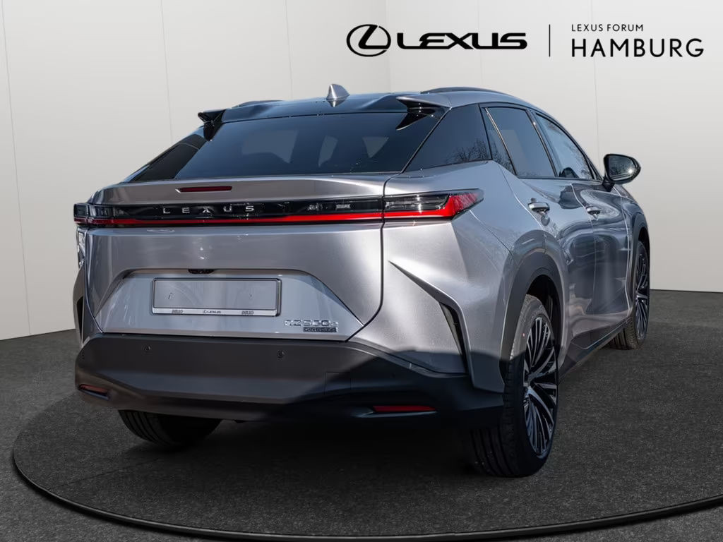 Lexus RZ