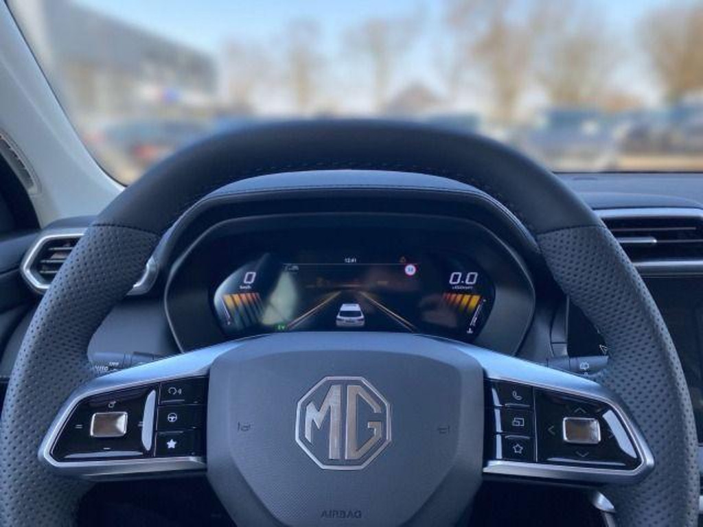 MG ZS
