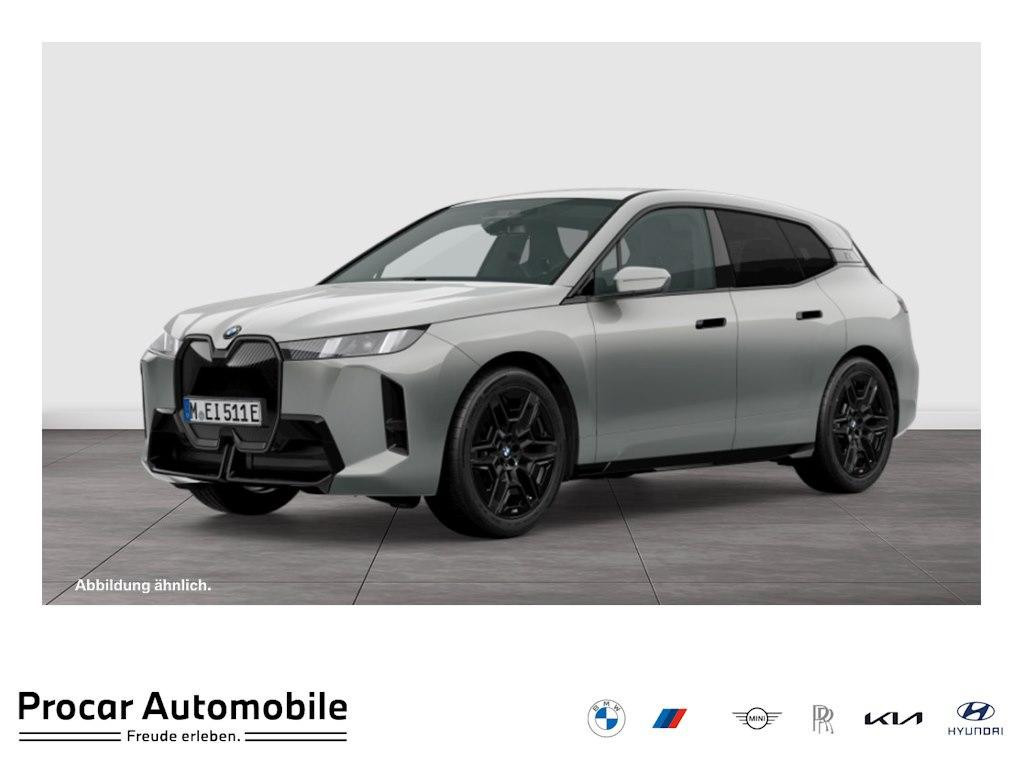 BMW iX xDrive45