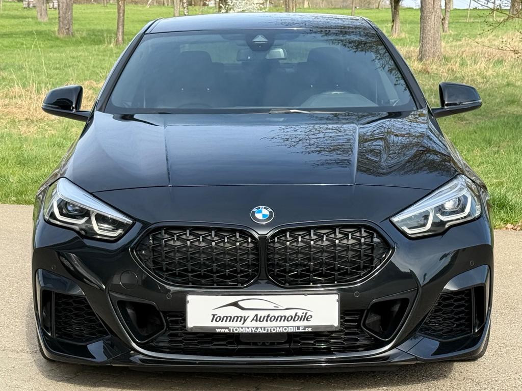 BMW M235