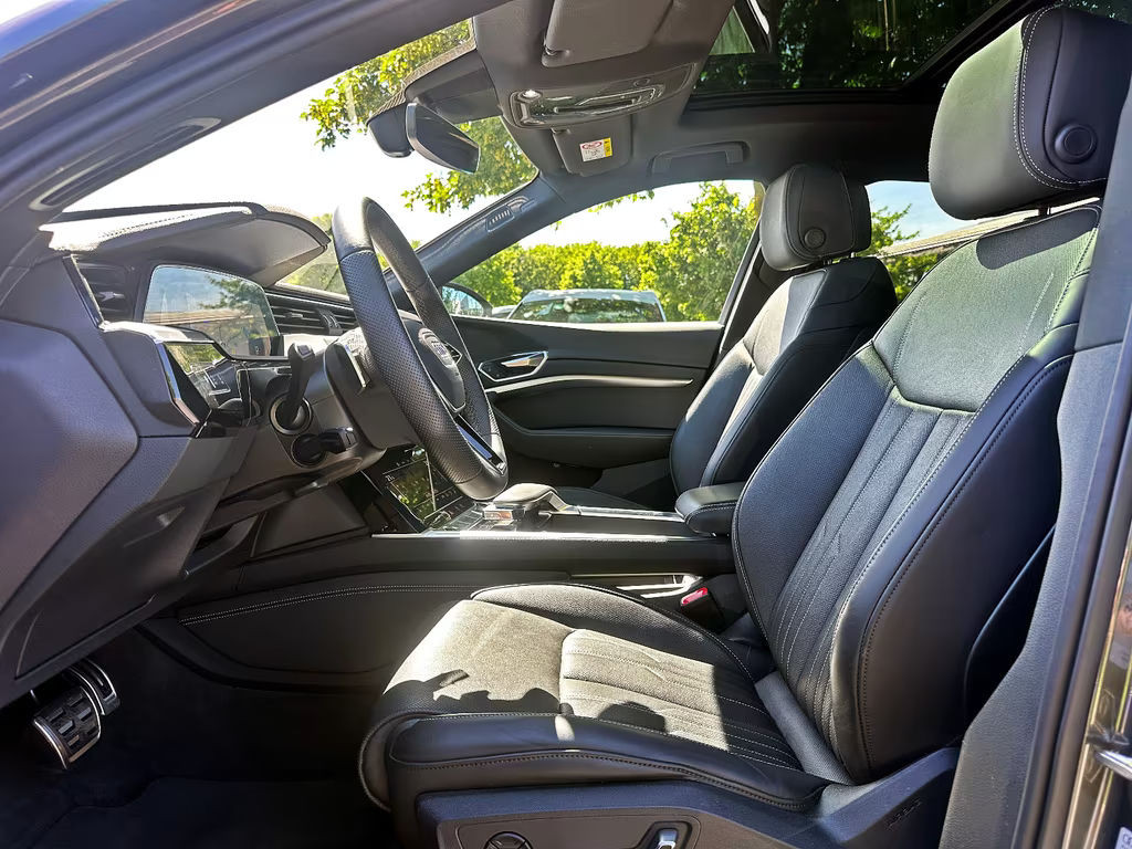 Audi Q8 e-tron