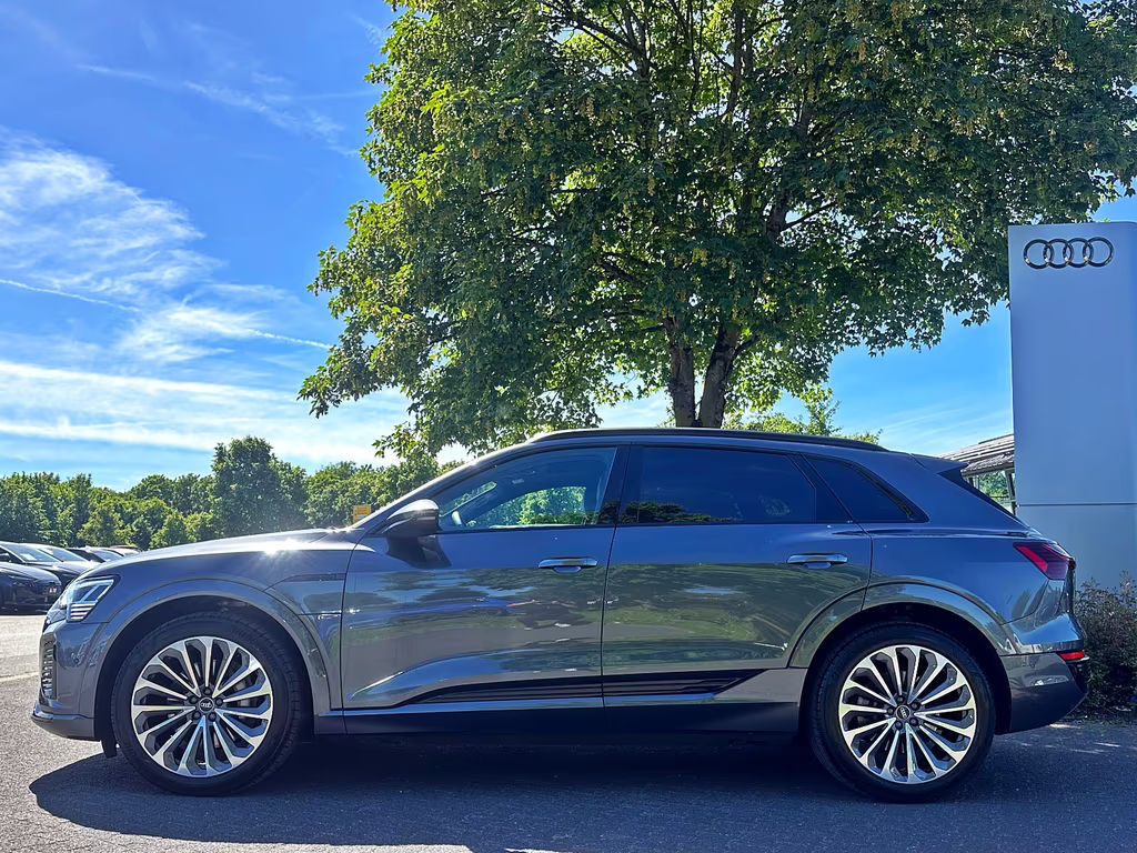 Audi Q8 e-tron
