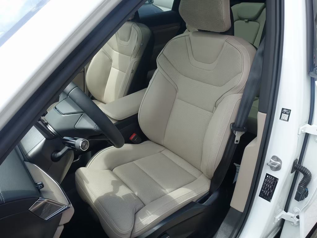 Volvo EX90