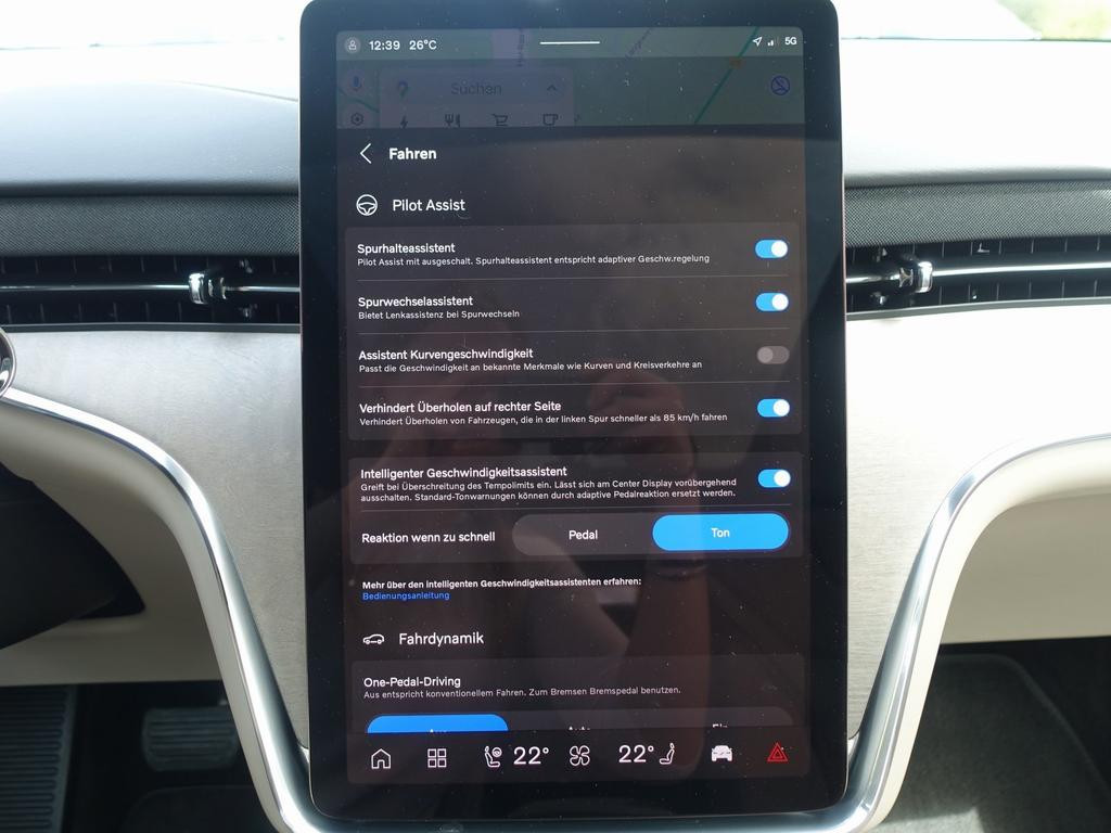 Volvo EX90