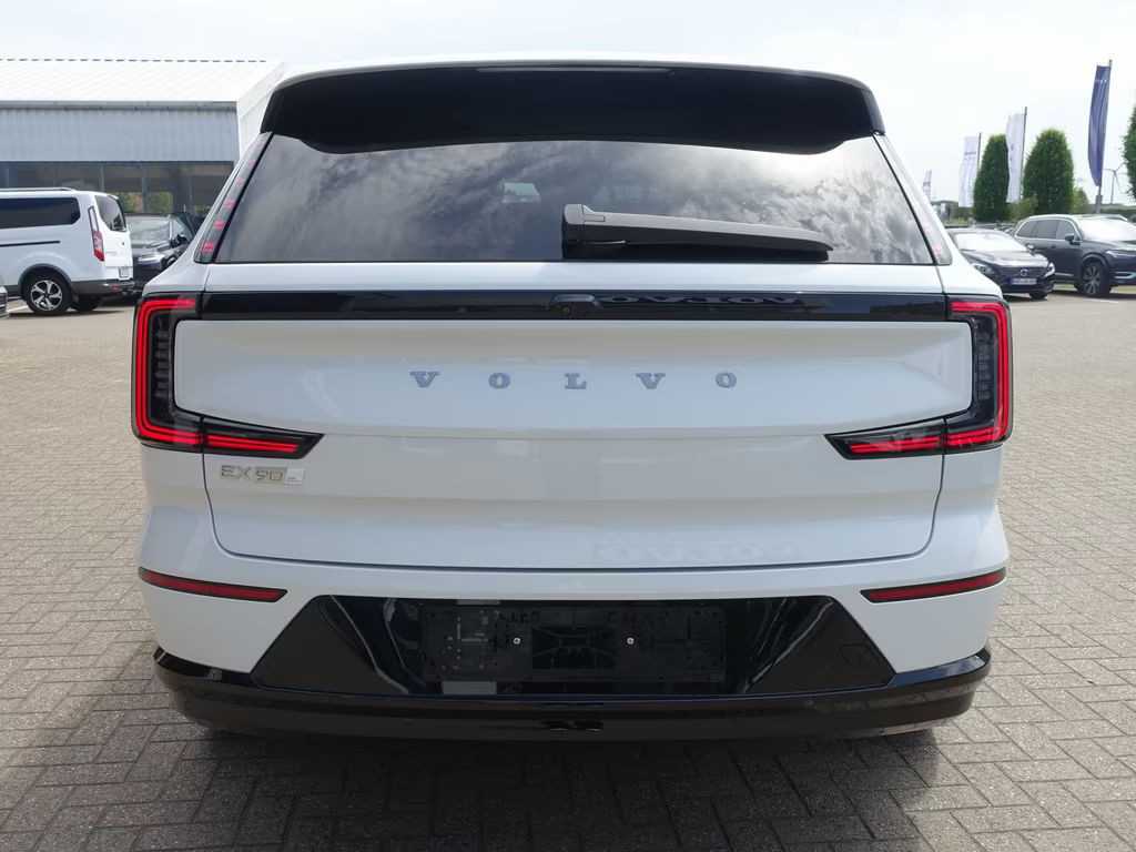 Volvo EX90
