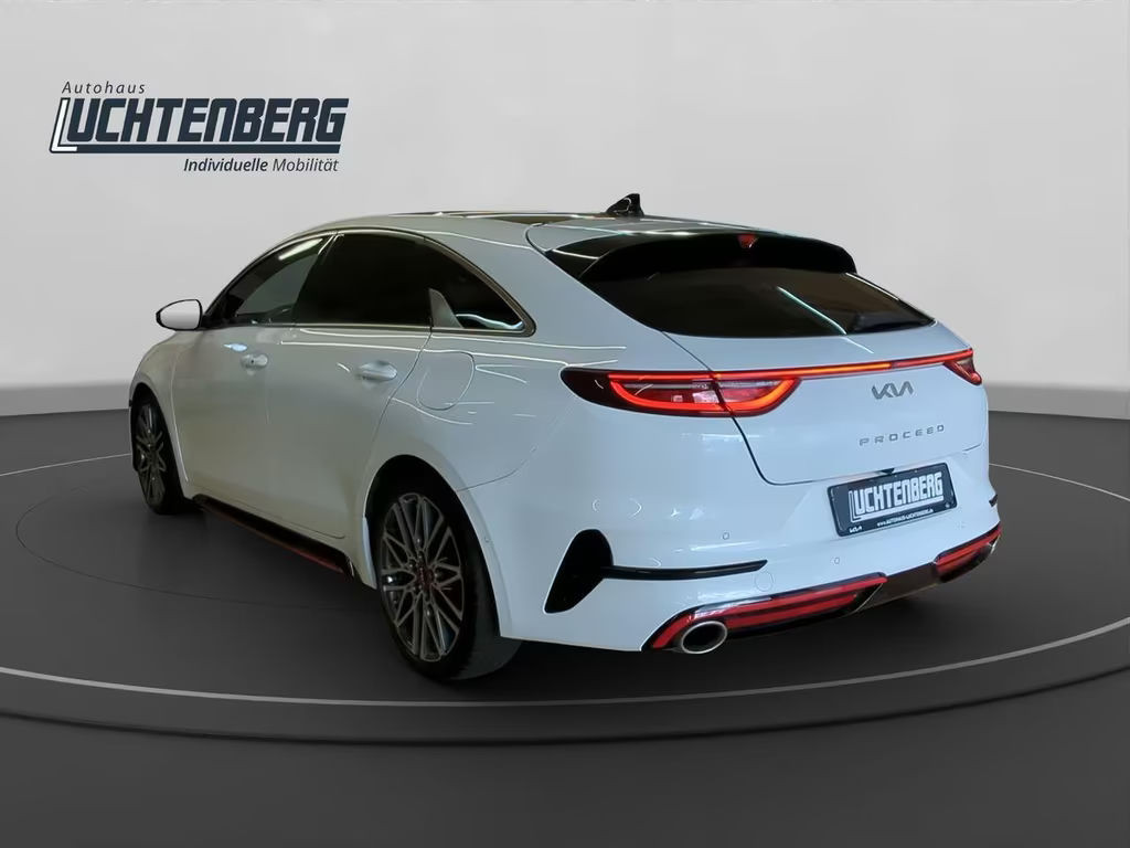 Kia ProCeed