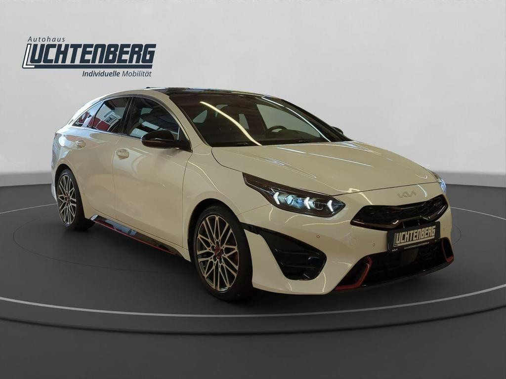 Kia ProCeed