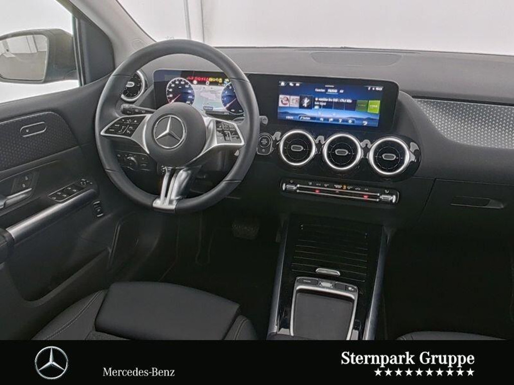 Mercedes-Benz B-Klasse B 200 Premium Progressive Sedan