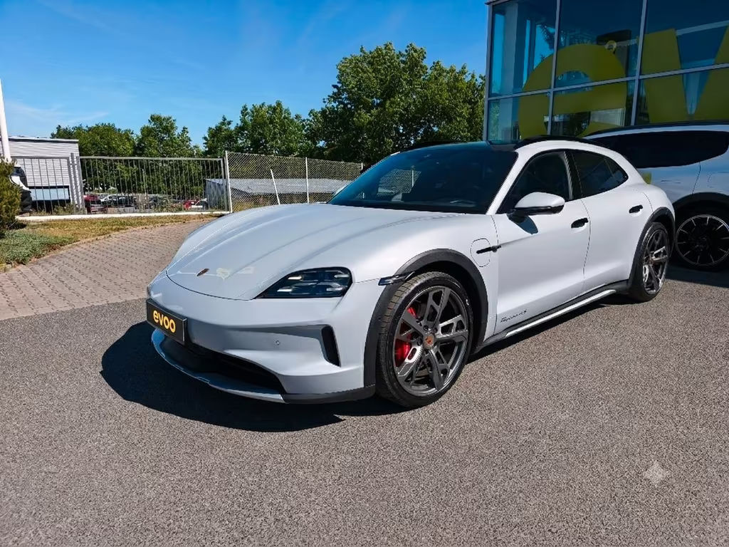 Porsche Taycan 4S Cross Turismo