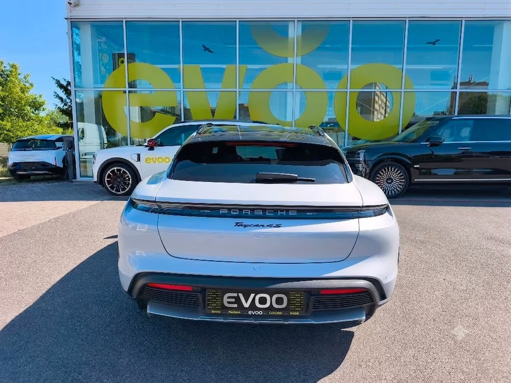 Porsche Taycan