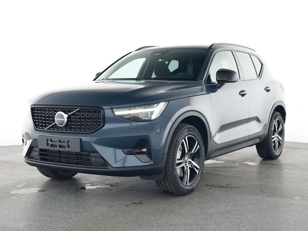Volvo XC40 Plus Dark