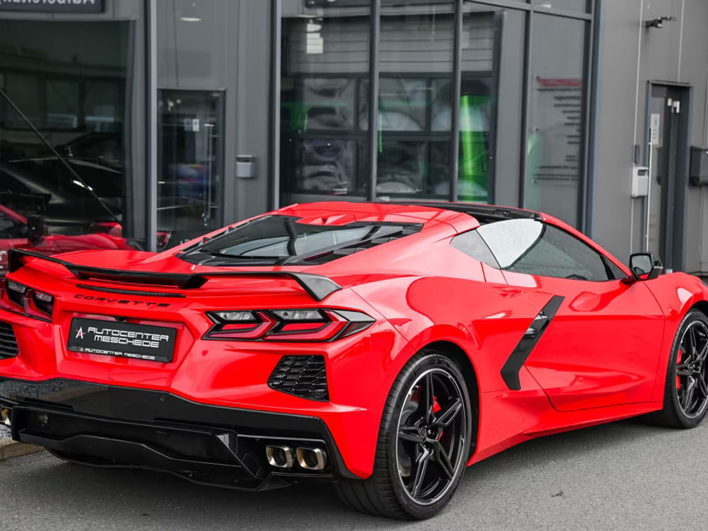 Corvette C8