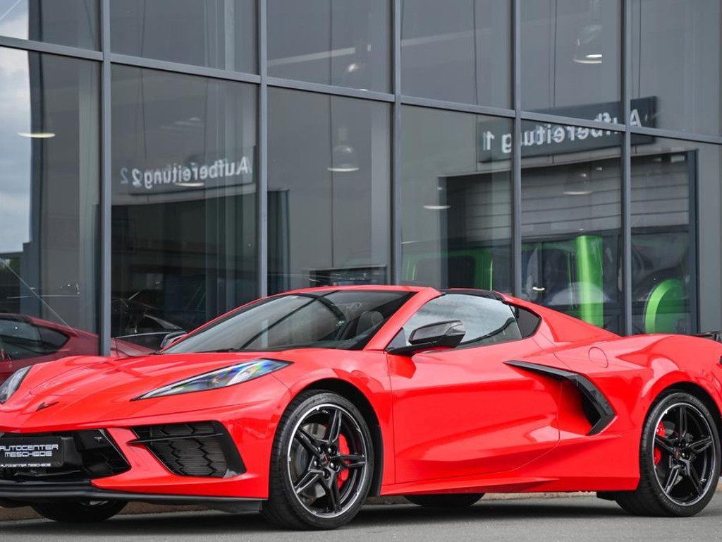 Corvette C8