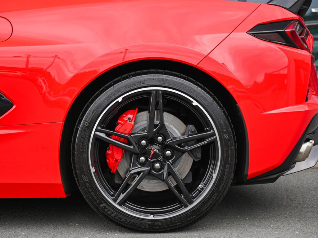 Corvette C8