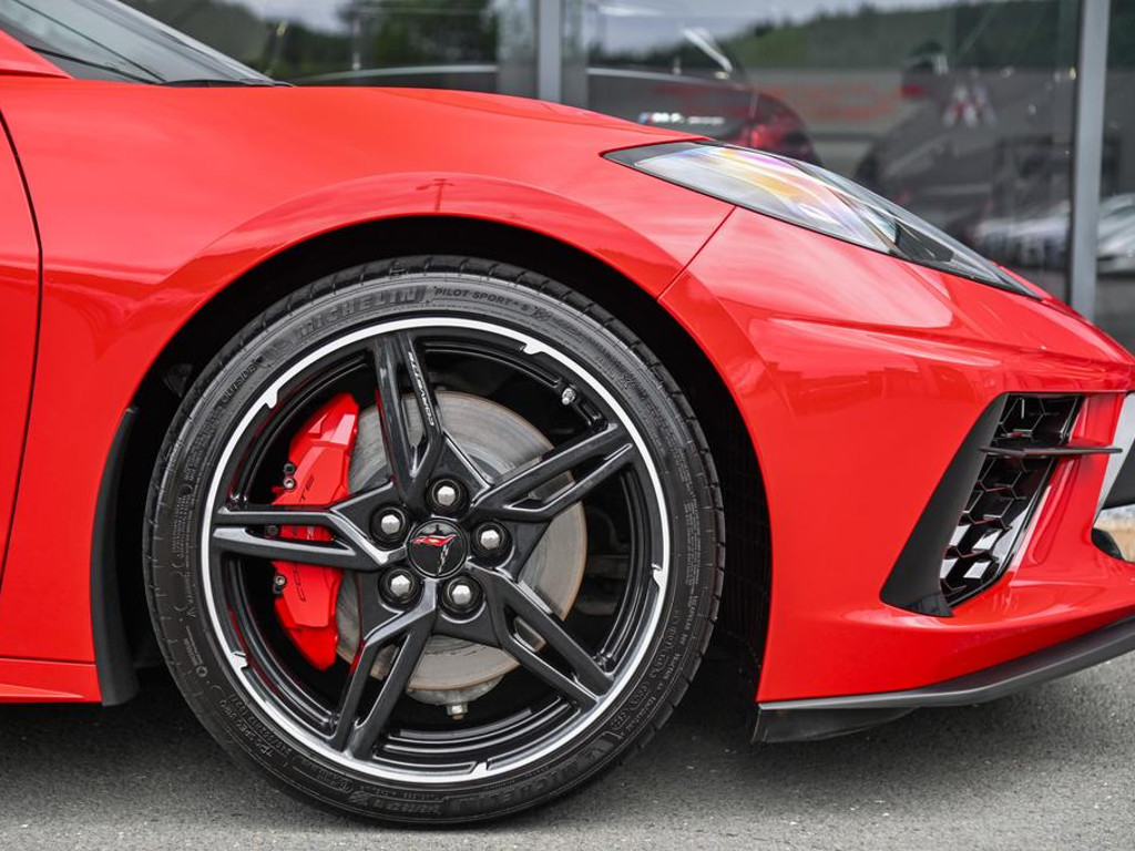 Corvette C8