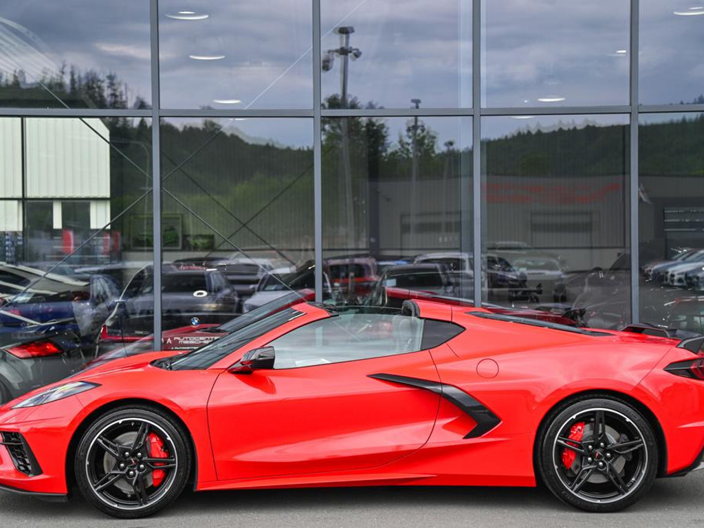 Corvette C8
