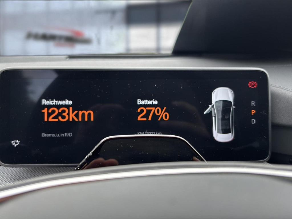 Polestar 4
