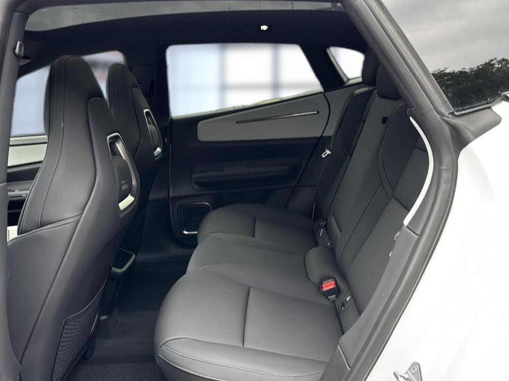 Polestar 4