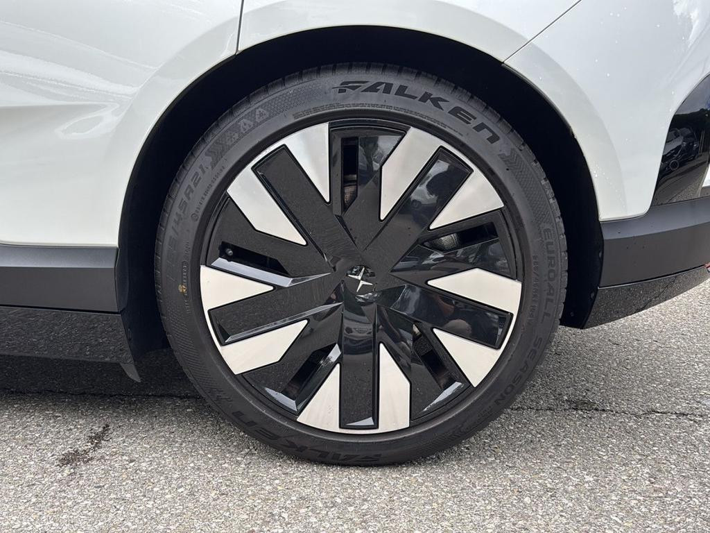 Polestar 4