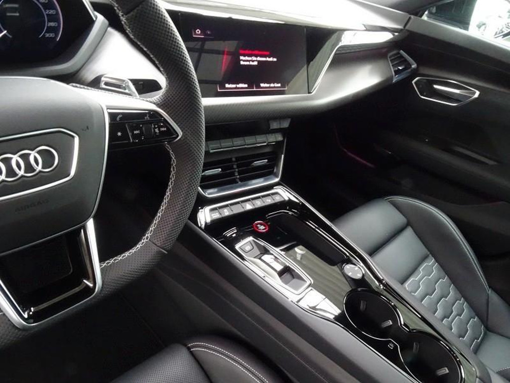 Audi e-tron GT