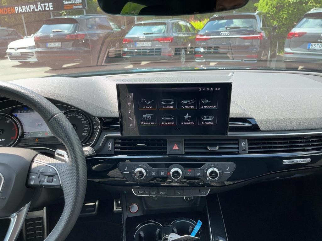 Audi RS4