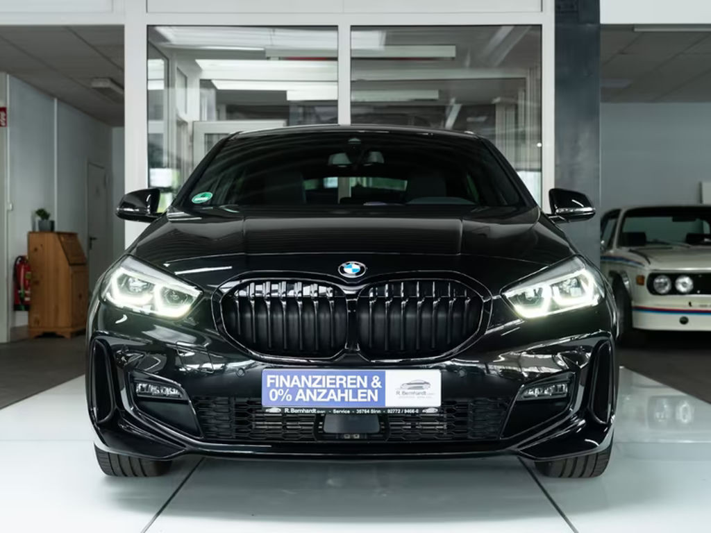 BMW 1 Serie 120 M-Sport Sedan 120d