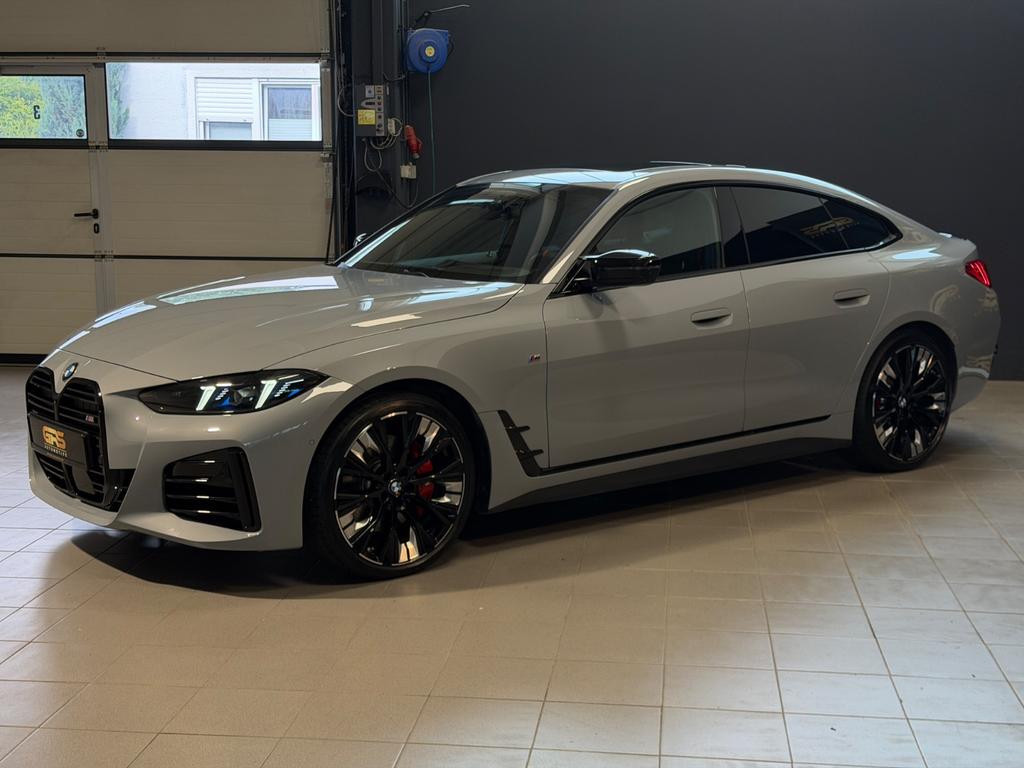 BMW M440