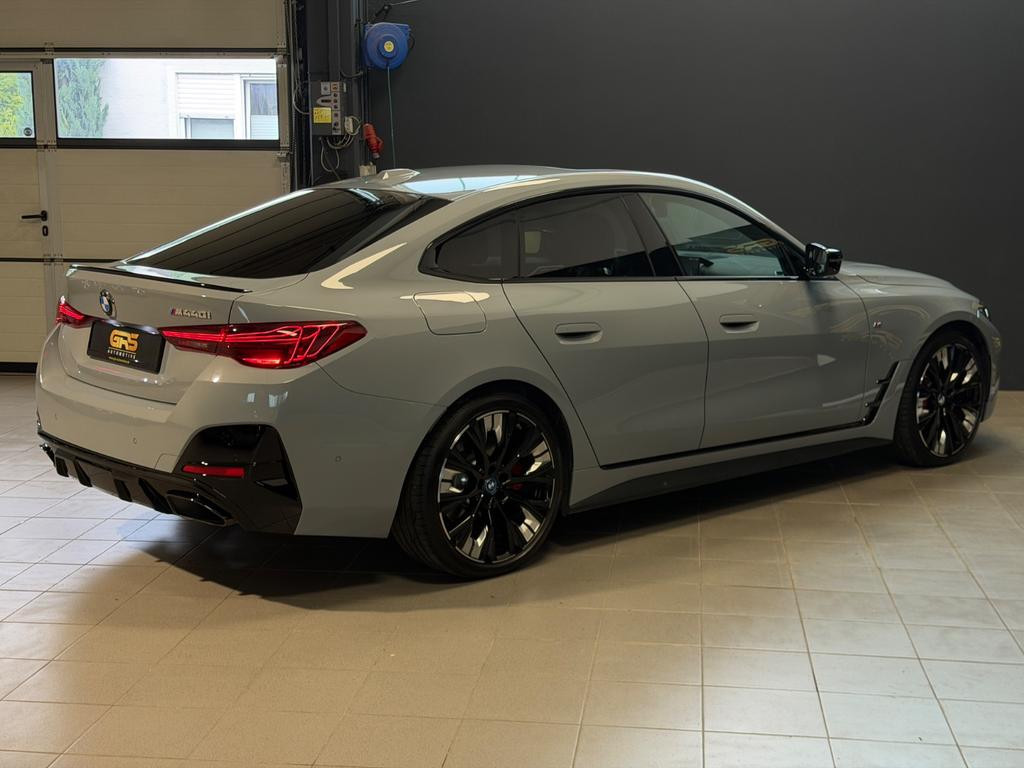 BMW M440