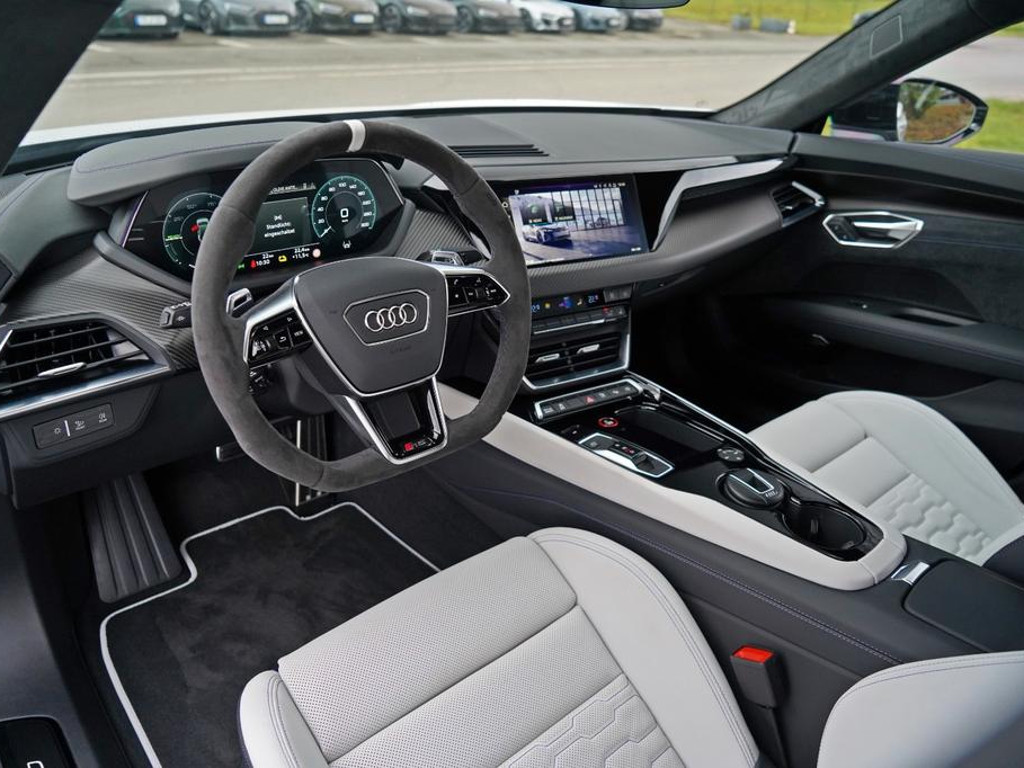 Audi RS e-tron GT