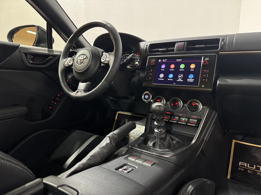 Toyota GR86
