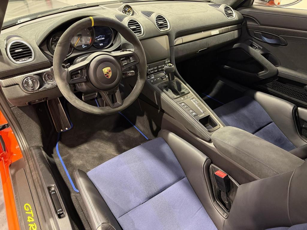 Porsche Cayman