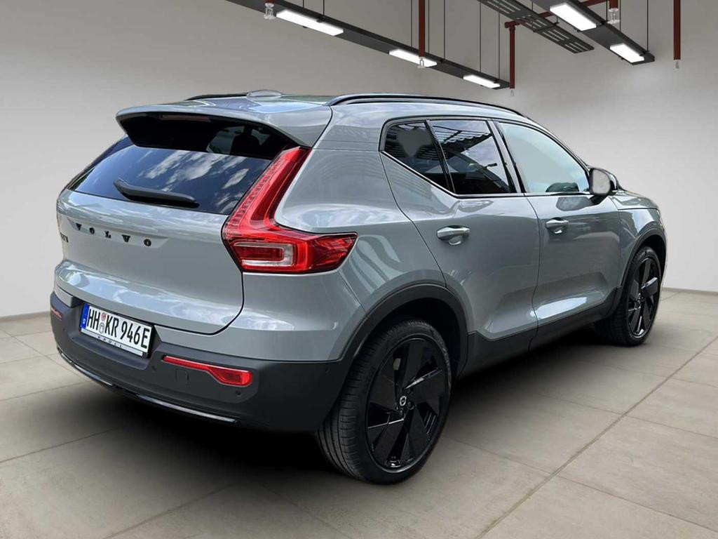 Volvo EX40