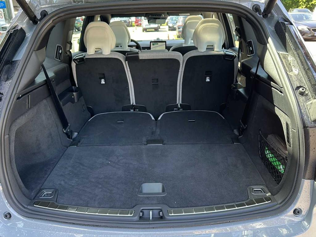 Volvo EX90