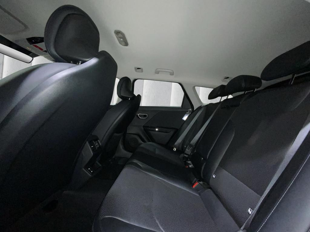 Kia K4
