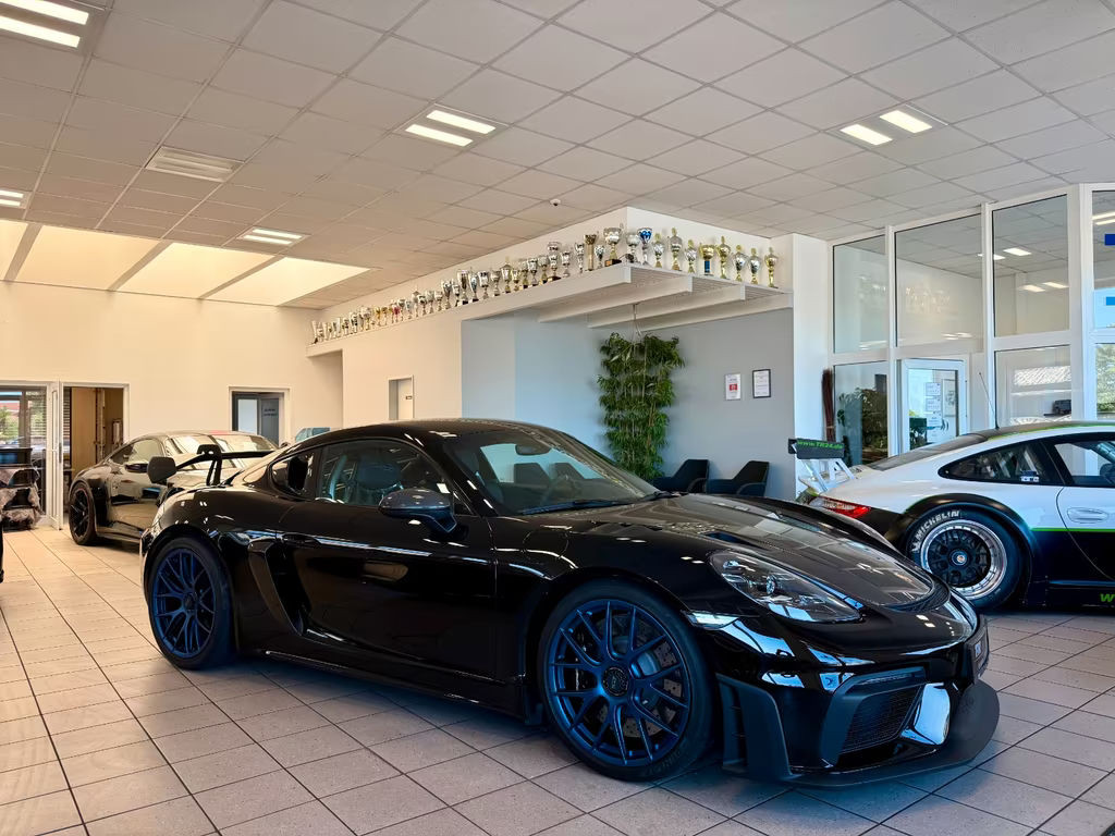 Porsche Cayman RS 718