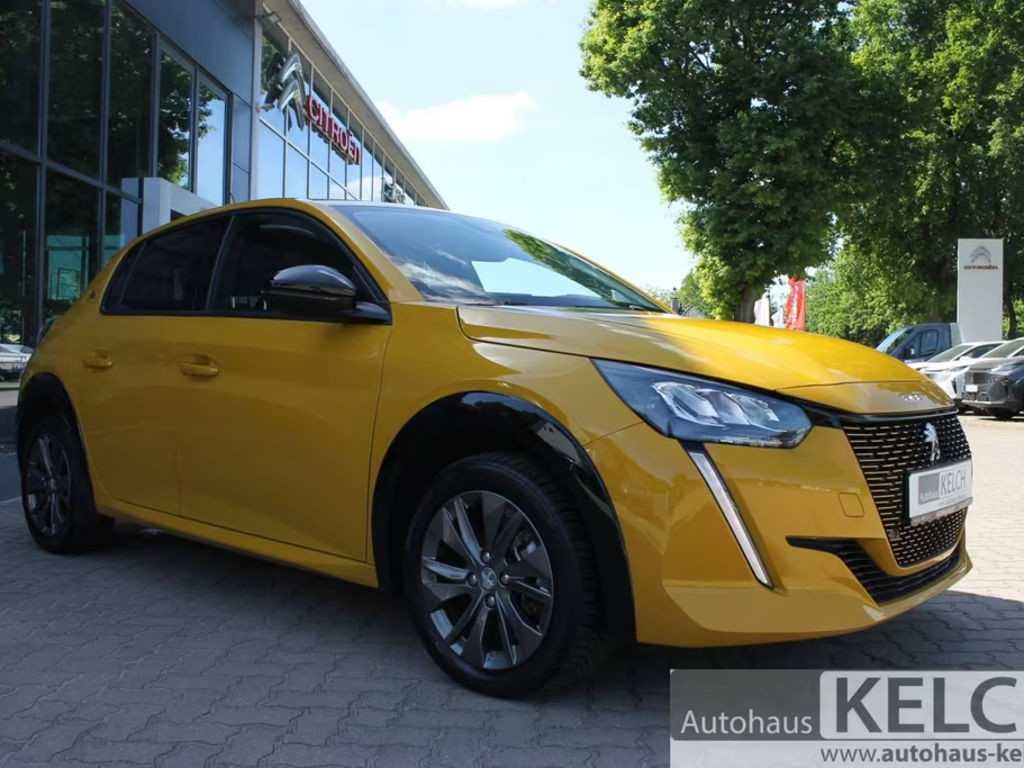 Peugeot e-208 Allure Pack