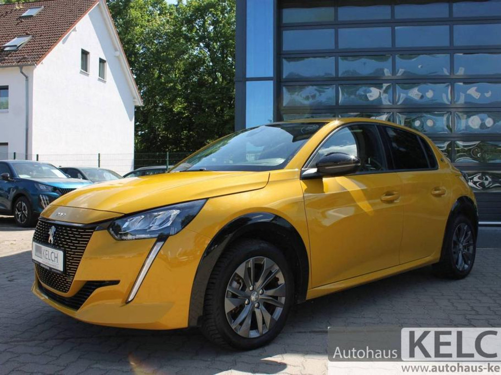 Peugeot e-208