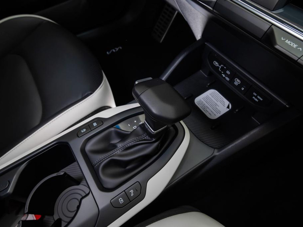 Kia K4