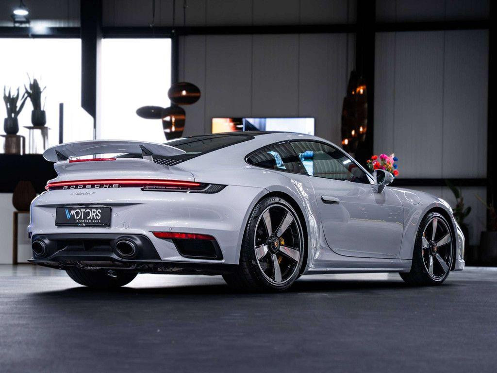 Porsche 911 Turbo 992