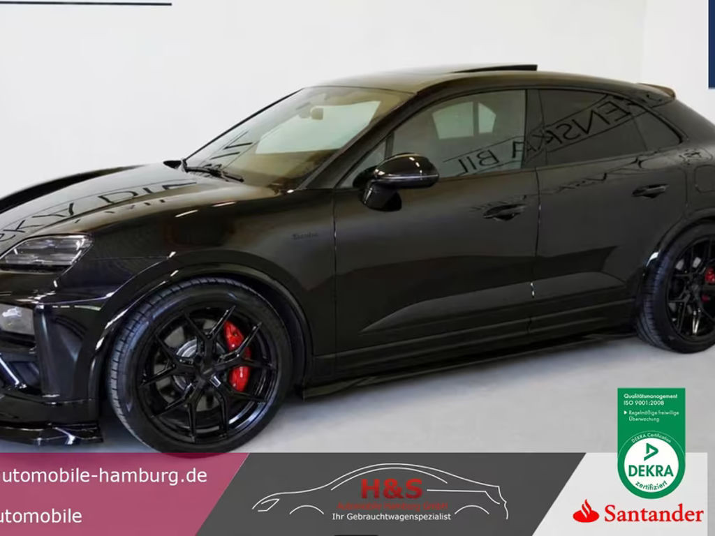 Porsche Macan RS Turbo