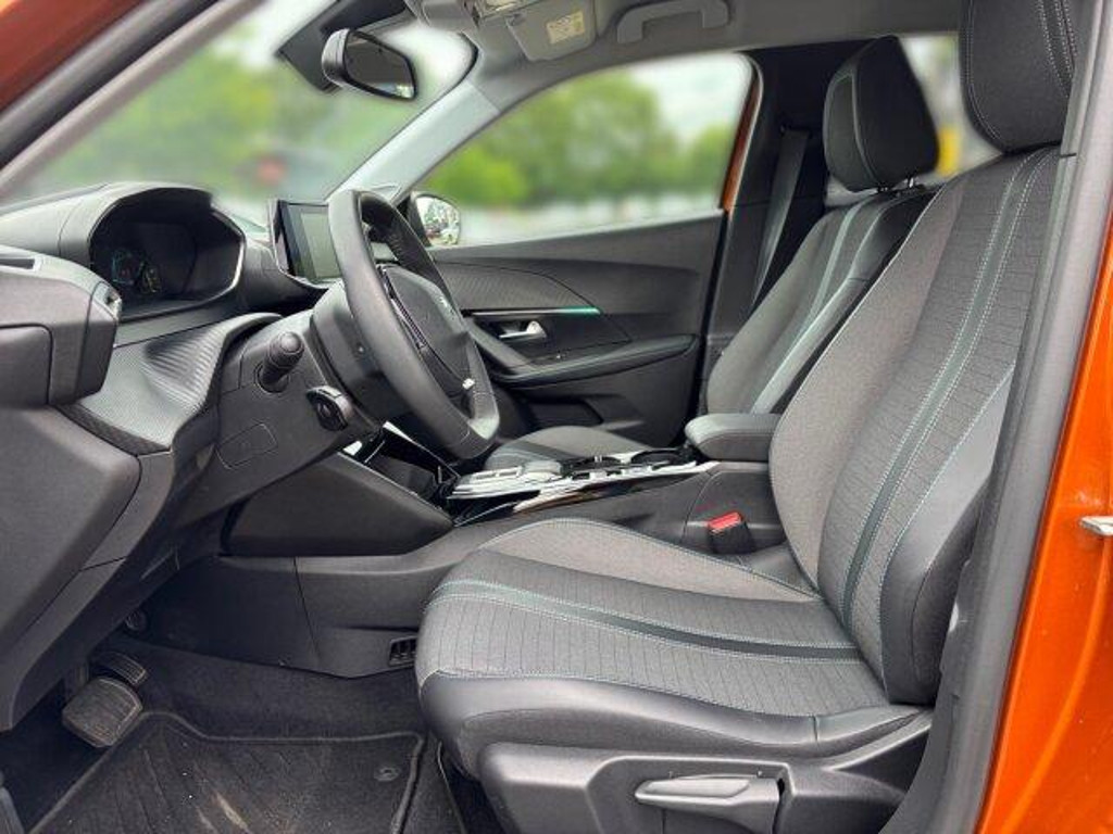 Peugeot e-2008