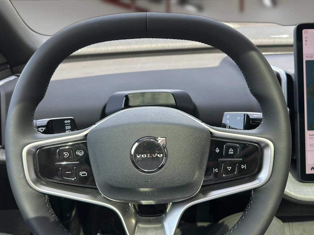 Volvo EX30