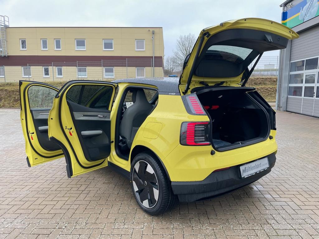 Volvo EX30
